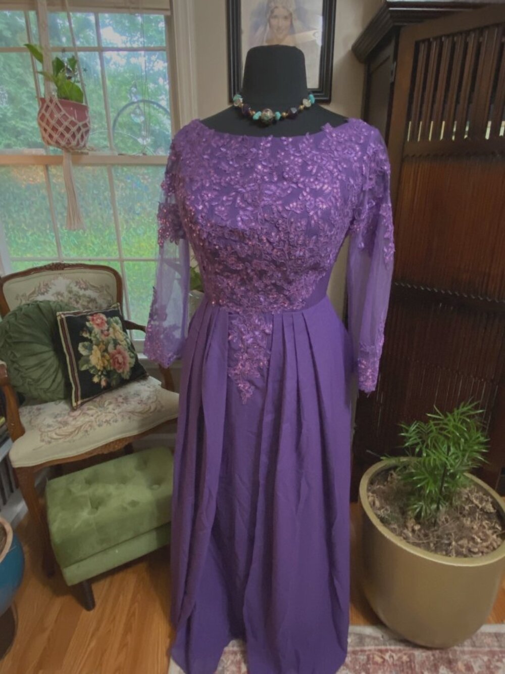 Mother of the Bride Formal Size Large Dress Purple Sequins Corset Back